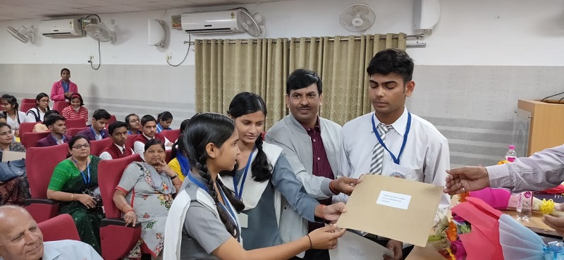 OUR WINNER OF ESSAY-WRITING COMPETITION ORGANIZED BY PUBLIC ADMINISTRATION DEPARTMENT AT LUCKNOW UNIVERSITY